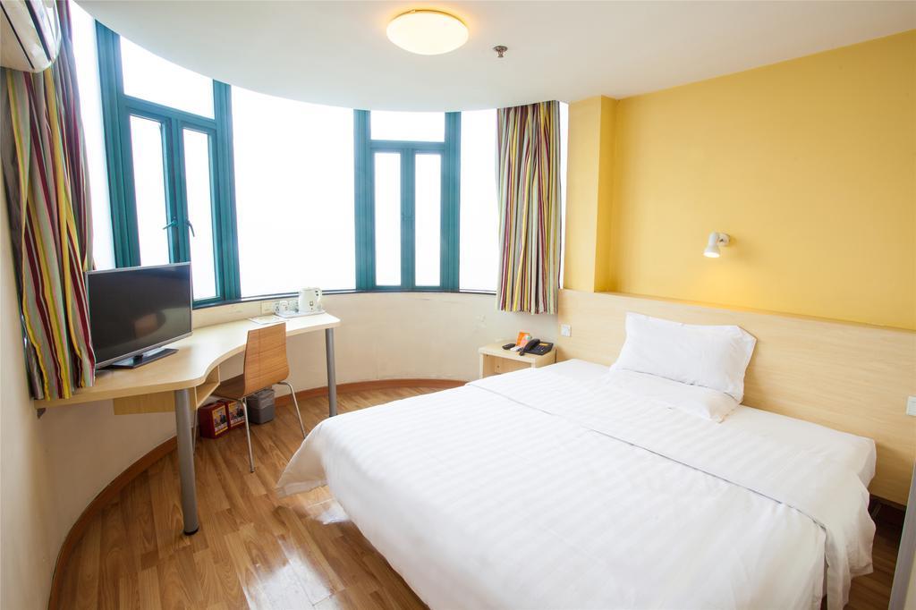 7Days Inn Shenzhen Shajing Shiming Square ภายนอก รูปภาพ