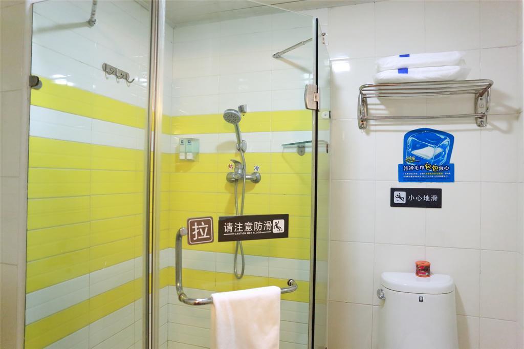 7Days Inn Shenzhen Shajing Shiming Square ภายนอก รูปภาพ
